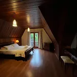 Villa Di Caserta By Capivari Lodge Home